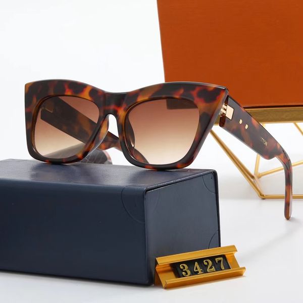 designer sunglasses for women and men fashion model special uv400 protection letters big leg double beam frame outdoor luxury design women s, White;black
designer sunglasses for women and men fashion model special uv400 protection letters big leg double beam frame outdoor luxury design women s, White;black