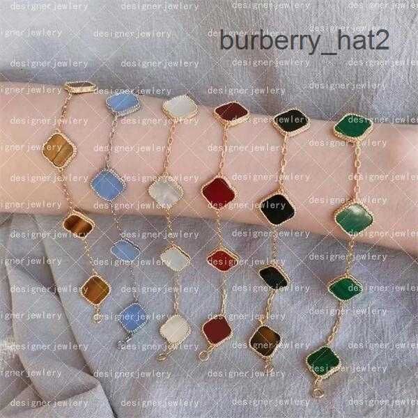 elegant clover gold bracelet for women necklace earring fashion flower man woman chain gift party wedding bracelets necklaces special design, Golden;silver
elegant clover gold bracelet for women necklace earring fashion flower man woman chain gift party wedding bracelets necklaces special design, Golden;silver