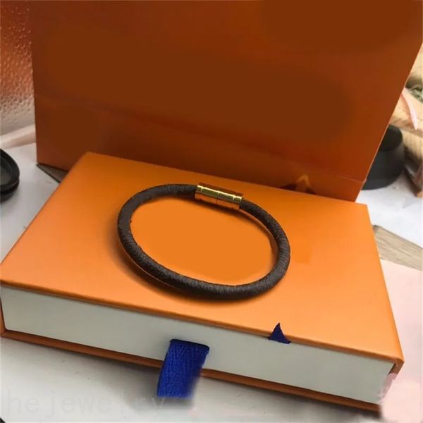 bracelet designer leather mens bracelets fashionable jewlery plated gold bangles for women punk delicate charms brown white bracelets fashio, Golden;silver
bracelet designer leather mens bracelets fashionable jewlery plated gold bangles for women punk delicate charms brown white bracelets fashio, Golden;silver