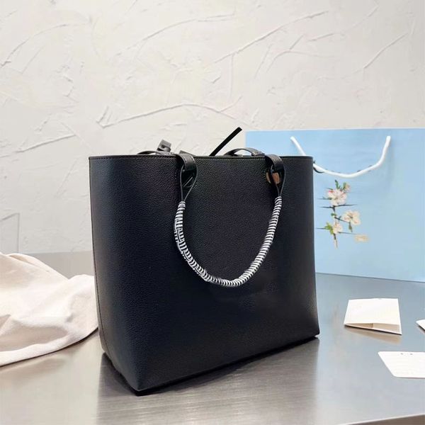 designer bag wallet fashion totes leather messenger shoulder handbag women bags high capacity composite shopping bags genuine handbags tote
designer bag wallet fashion totes leather messenger shoulder handbag women bags high capacity composite shopping bags genuine handbags tote