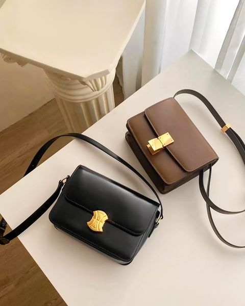 luxury designer teen triomphe clutch bags womens celiny fashion shoulder bag smooth genuine leather purses crossbody hand bag mens totes mes
luxury designer teen triomphe clutch bags womens celiny fashion shoulder bag smooth genuine leather purses crossbody hand bag mens totes mes