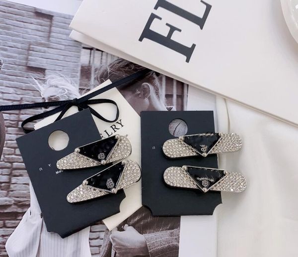 women's triangle letter hairpin net red fashion side bang shining diamond pair clip with small red book, Golden;silver
women's triangle letter hairpin net red fashion side bang shining diamond pair clip with small red book, Golden;silver