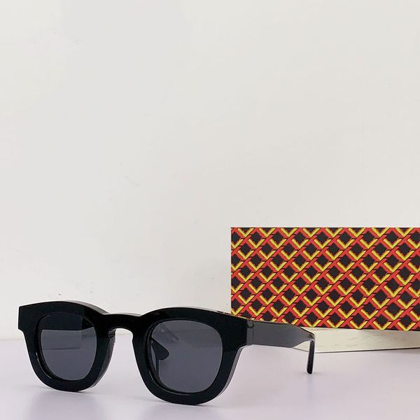 new designer sunglasses for men and women style sunglasse 3101 quality classic design super cool luxury protective sunglasses, White;black
new designer sunglasses for men and women style sunglasse 3101 quality classic design super cool luxury protective sunglasses, White;black