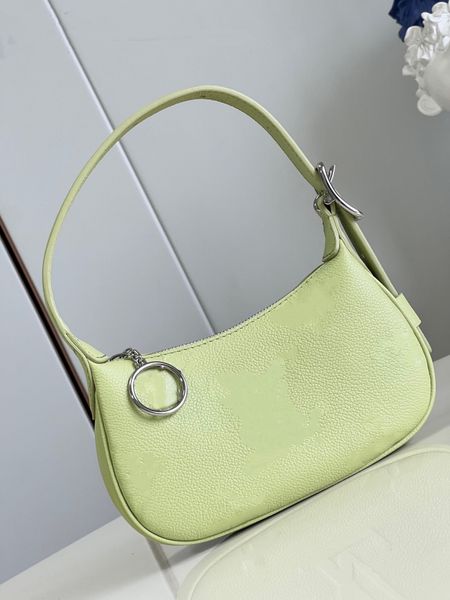 mini moon handbag portable solid color style cowhide leather underarm adjustable m82425 m82426 m82391 m82519 m82487
mini moon handbag portable solid color style cowhide leather underarm adjustable m82425 m82426 m82391 m82519 m82487