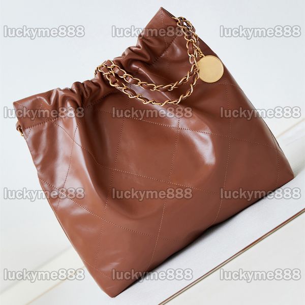 10a mirror quality designers 22bag small quilted tote luxurys handbags shiny calfskin shopping composite bag womens black leather purse shou
10a mirror quality designers 22bag small quilted tote luxurys handbags shiny calfskin shopping composite bag womens black leather purse shou