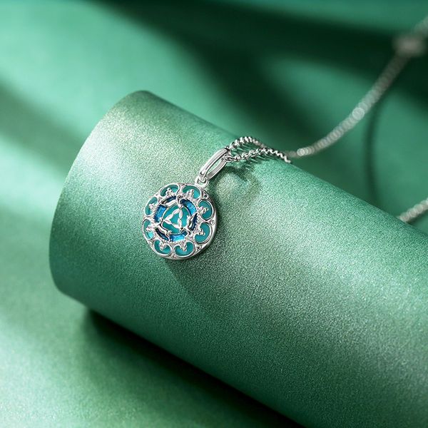 dunhuang three eared rabbit s925 pure silver pendant female minority advanced clavicle all match turquoise pendant wholesale
dunhuang three eared rabbit s925 pure silver pendant female minority advanced clavicle all match turquoise pendant wholesale