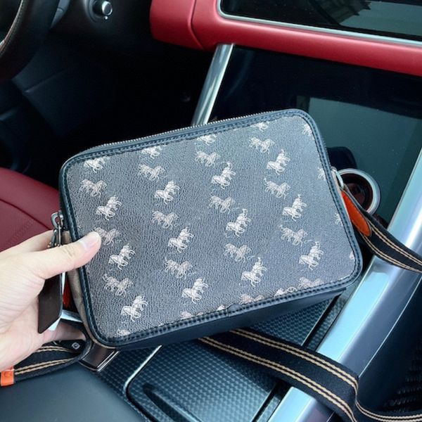 camera bag briefcase designer mens crossbody bag leather double zipper color matching casual wide shoulder strap single shoulder bag fashion
camera bag briefcase designer mens crossbody bag leather double zipper color matching casual wide shoulder strap single shoulder bag fashion