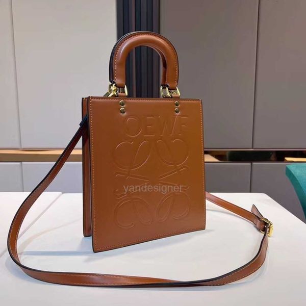 mini tote designer bags loewess 2023 new niche design rotote tote bag versatile one shoulder carrying crossbody bag
mini tote designer bags loewess 2023 new niche design rotote tote bag versatile one shoulder carrying crossbody bag