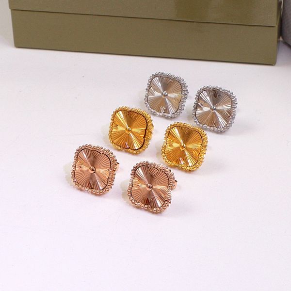 clover earring designer earrings carved flowers 18k gold plated 925 silvrer designers letters stud diamond earrings luxury earrings, Golden
clover earring designer earrings carved flowers 18k gold plated 925 silvrer designers letters stud diamond earrings luxury earrings, Golden