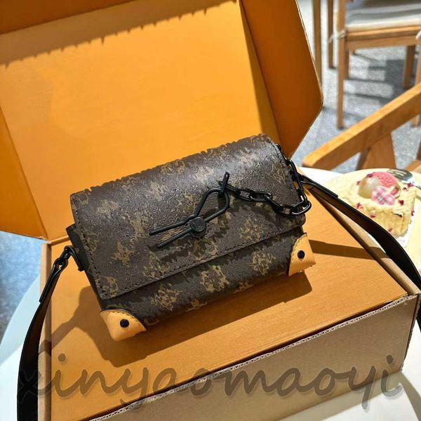 cowhide embossed bag designer luxury crossbody bag shoulder bag, small square bag, fashionable and versatile, classic mini crossbody bag ser
cowhide embossed bag designer luxury crossbody bag shoulder bag, small square bag, fashionable and versatile, classic mini crossbody bag ser