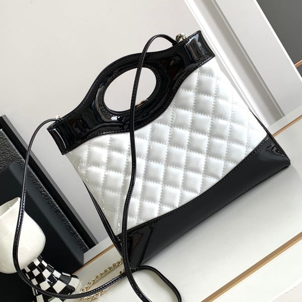 9a quality 23a designer bag calfskin luxury totes genuine leather handbags high imitation handmade
9a quality 23a designer bag calfskin luxury totes genuine leather handbags high imitation handmade