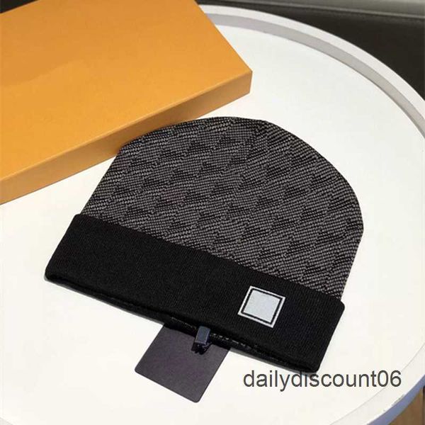 winter hat men women designers beanie hats man woman bonnet classic letter printed wool knitted cap skullies beanies caps a-8, Blue;gray
winter hat men women designers beanie hats man woman bonnet classic letter printed wool knitted cap skullies beanies caps a-8, Blue;gray