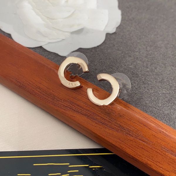 stud c earring ccity designer luxury jewelry women earing classics c logo hoop pearl earrings fashion accessories woman 323, Golden;silver
stud c earring ccity designer luxury jewelry women earing classics c logo hoop pearl earrings fashion accessories woman 323, Golden;silver