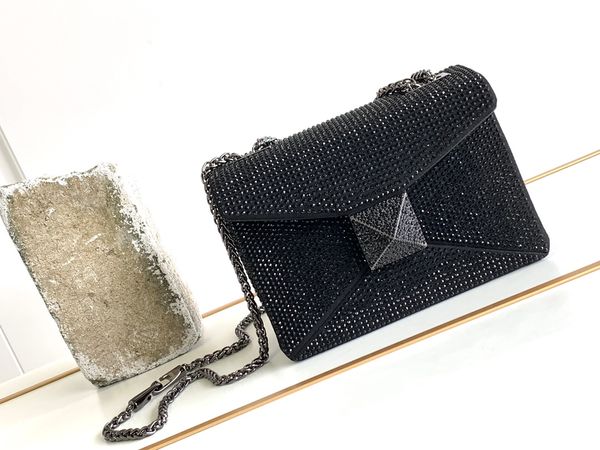 2023 luxury women handbag crossbody shoulder bags rivet handbag ladies messenger bag purses flip package
2023 luxury women handbag crossbody shoulder bags rivet handbag ladies messenger bag purses flip package