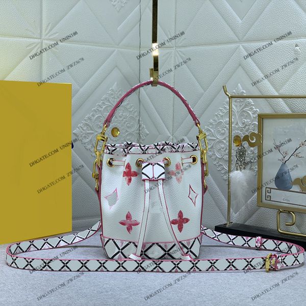 23ss womens luxurys designers nano totes bag handbags drawstring bucket color printing flowers shouder crossbody women handbag pouch purse 1
23ss womens luxurys designers nano totes bag handbags drawstring bucket color printing flowers shouder crossbody women handbag pouch purse 1