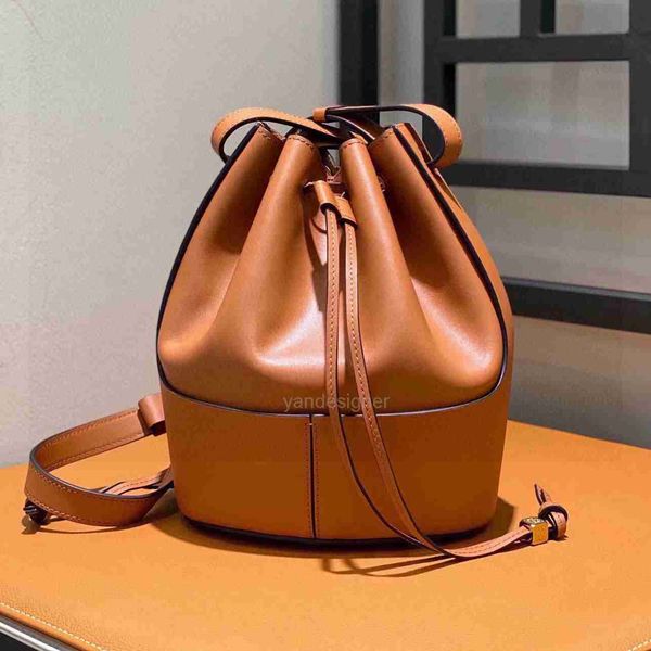 loewess designer bags bucket bag light luxury bag for women 2023 new water high grade one shoulder crossbody bag with leather drawstring
loewess designer bags bucket bag light luxury bag for women 2023 new water high grade one shoulder crossbody bag with leather drawstring