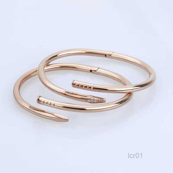 nail bracelet designer cuff bracelets luxury jewelry screw fashion women men love gift size 17 19 21 without dust bag, Black
nail bracelet designer cuff bracelets luxury jewelry screw fashion women men love gift size 17 19 21 without dust bag, Black