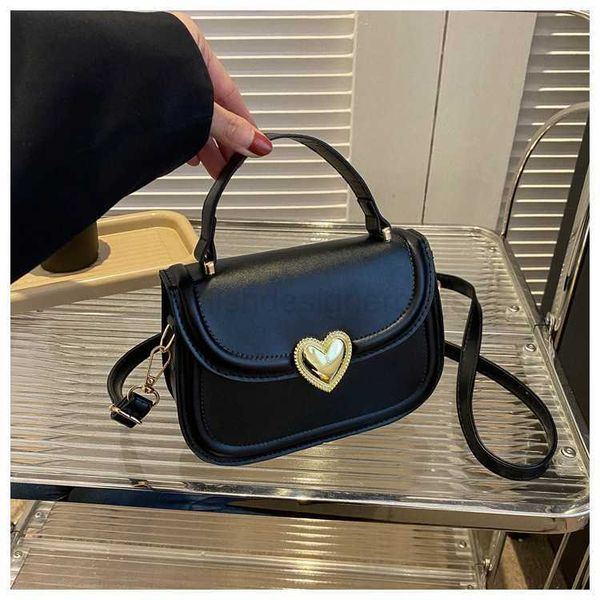 shoulder bags solid color pu small square bag french niche design handheld bag 2023 new trendy love lock buckle single shoulder crossbodysty
shoulder bags solid color pu small square bag french niche design handheld bag 2023 new trendy love lock buckle single shoulder crossbodysty