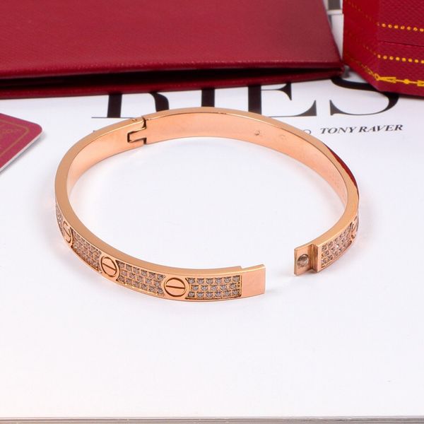 screwdriver bracelet clasp luxury 18k gold and silver titanium steel gold bracelet bracelet men designer bracelets for woman bracelet design, Golden;silver
screwdriver bracelet clasp luxury 18k gold and silver titanium steel gold bracelet bracelet men designer bracelets for woman bracelet design, Golden;silver