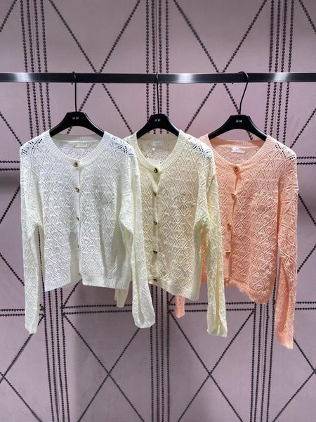 designer sweater women fashion autumn winter sweaters long sleeve brand streetwear clothes floral printed cardigan cotton hollow out casual, White;black
designer sweater women fashion autumn winter sweaters long sleeve brand streetwear clothes floral printed cardigan cotton hollow out casual, White;black