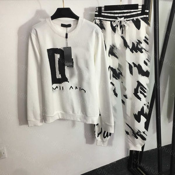 23ss womens designer clothing casual suit women pants sets letter printed round neck long sleeve pullover hoodie elastic waist casual pants, White
23ss womens designer clothing casual suit women pants sets letter printed round neck long sleeve pullover hoodie elastic waist casual pants, White