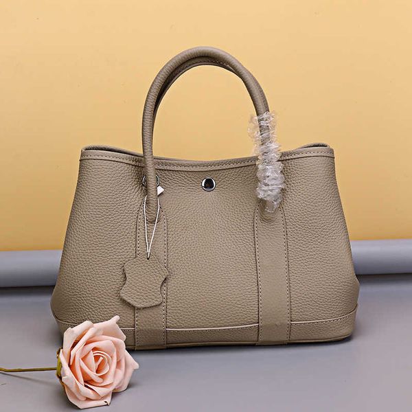 bag classic lychee garden new party pattern tote women's fashion genuine leather high sense crossbodywwbg
bag classic lychee garden new party pattern tote women's fashion genuine leather high sense crossbodywwbg
