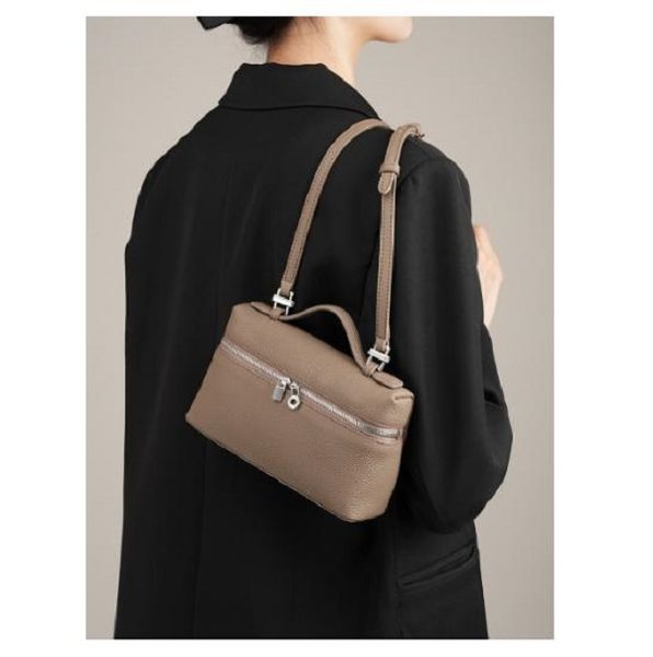 the first layer cowhide women's bag 2023 new gigi the same handbag crossbody bag 01