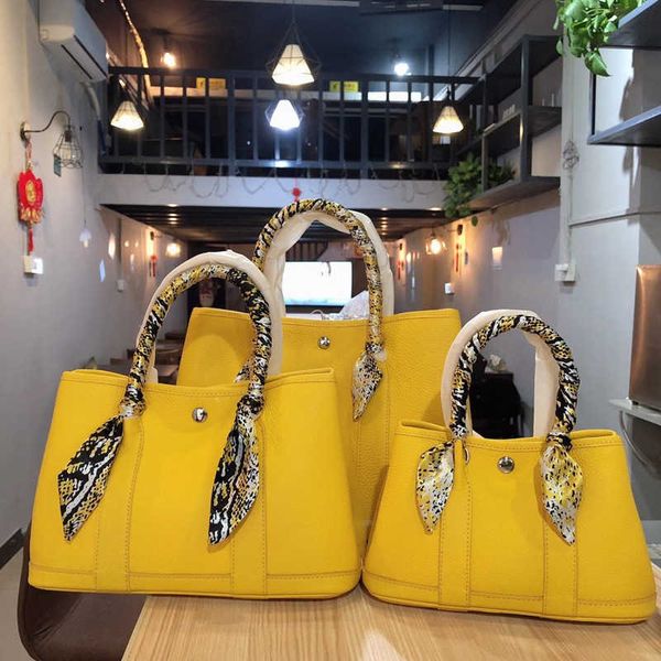 classic garden party tote bag togo new cowhide garden bag leather versatile one shoulder cross body portable bean sandbag women's fashi
classic garden party tote bag togo new cowhide garden bag leather versatile one shoulder cross body portable bean sandbag women's fashi