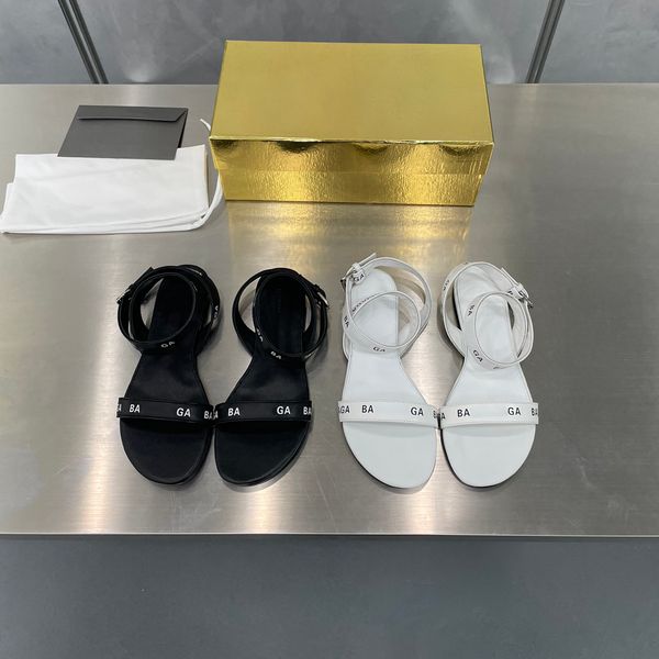 designer sandals fashion leather sandal wedding banquet party women shoes black white lady flat slippers letter luxury sandals size 35-41 wi
designer sandals fashion leather sandal wedding banquet party women shoes black white lady flat slippers letter luxury sandals size 35-41 wi