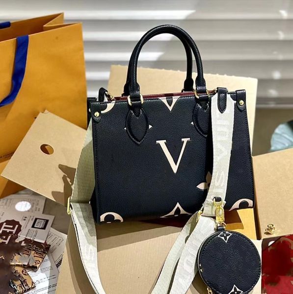 mini totes designer bag handbags on the go crossbody vintage women leather bag embossing logo coin wallet shoulder strip 25cm large capacity
mini totes designer bag handbags on the go crossbody vintage women leather bag embossing logo coin wallet shoulder strip 25cm large capacity