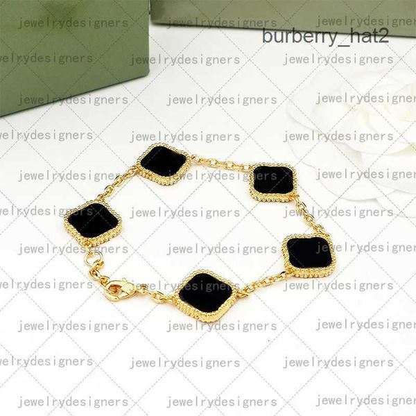 luxury clover bracelets designer fashion charms for girls women 18k gold silver black white red green luxury brand flower bracelet wedding p, Golden;silver
luxury clover bracelets designer fashion charms for girls women 18k gold silver black white red green luxury brand flower bracelet wedding p, Golden;silver