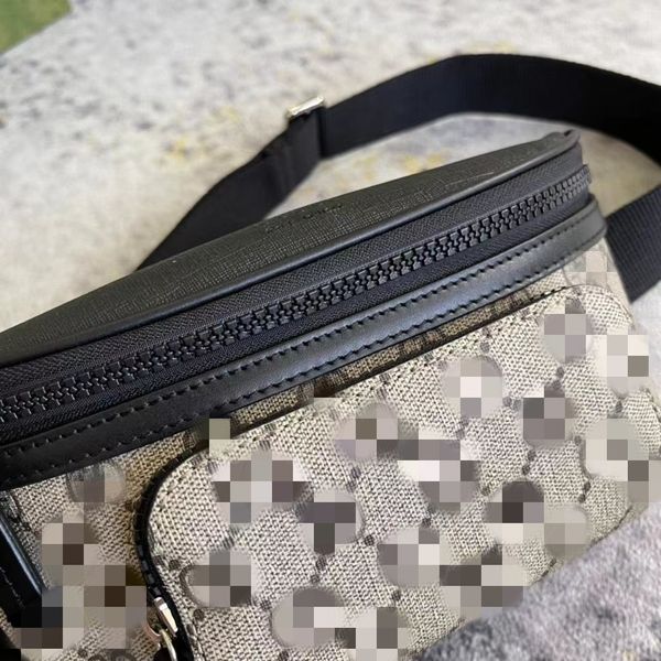 the latest fashion burst single fanny pack classic fashion shoulder bag crossbody bag seiko detailed factory direct sales
the latest fashion burst single fanny pack classic fashion shoulder bag crossbody bag seiko detailed factory direct sales