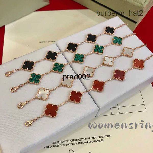 fashion v brand clover designer charm bracelets for women 18k gold white red blue mother of pearl link 4 leaf 5 flowers love bracelet jewelr, Golden;silver
fashion v brand clover designer charm bracelets for women 18k gold white red blue mother of pearl link 4 leaf 5 flowers love bracelet jewelr, Golden;silver