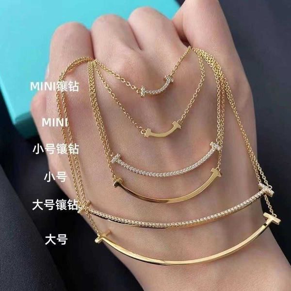designer's tiffay smile necklace female sterling silver 18k rose gold smiling face collar chain net red light luxury small summer gift
designer's tiffay smile necklace female sterling silver 18k rose gold smiling face collar chain net red light luxury small summer gift