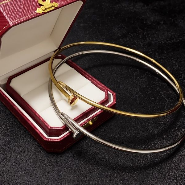 luxury chokers juste brand designer 24k titanium steel no fade nail crystal head short choker classic nail drill collar love necklace for wo, Golden;silver
luxury chokers juste brand designer 24k titanium steel no fade nail crystal head short choker classic nail drill collar love necklace for wo, Golden;silver