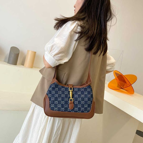 2023 new luxury designer factory direct sales denim underarm french stick old fashion women's cross body shoulder bag handbags
2023 new luxury designer factory direct sales denim underarm french stick old fashion women's cross body shoulder bag handbags