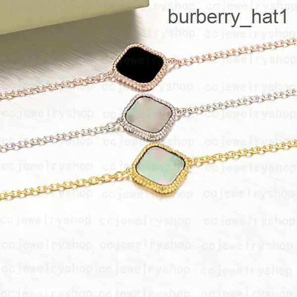 classic fashion 4/four leaf clover single flower pendant charm bracelets chain 18k gold agate shell mother-of-pearl for women girls valentin, Black
classic fashion 4/four leaf clover single flower pendant charm bracelets chain 18k gold agate shell mother-of-pearl for women girls valentin, Black
