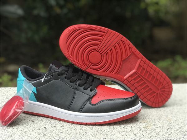2023 authentic 1 low og wmns unc chicago outdoor shoes sail black toe atmosphere grey white varsity red golf olive fragment sports sneakers
2023 authentic 1 low og wmns unc chicago outdoor shoes sail black toe atmosphere grey white varsity red golf olive fragment sports sneakers