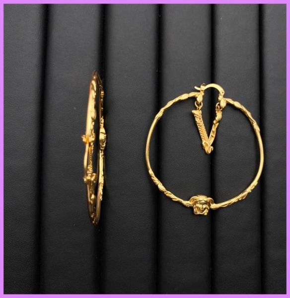 fashion women hoop earrings luxury designer earring jewelry mens lady gift letter gold with box kolczyki summer alphabet d217213f5359129, Golden;silver
fashion women hoop earrings luxury designer earring jewelry mens lady gift letter gold with box kolczyki summer alphabet d217213f5359129, Golden;silver