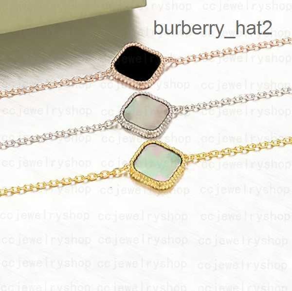 classic fashion 4/four leaf clover single flower pendant charm bracelets chain 18k gold agate shell mother-of-pearl for women girls valentin, Golden;silver
classic fashion 4/four leaf clover single flower pendant charm bracelets chain 18k gold agate shell mother-of-pearl for women girls valentin, Golden;silver