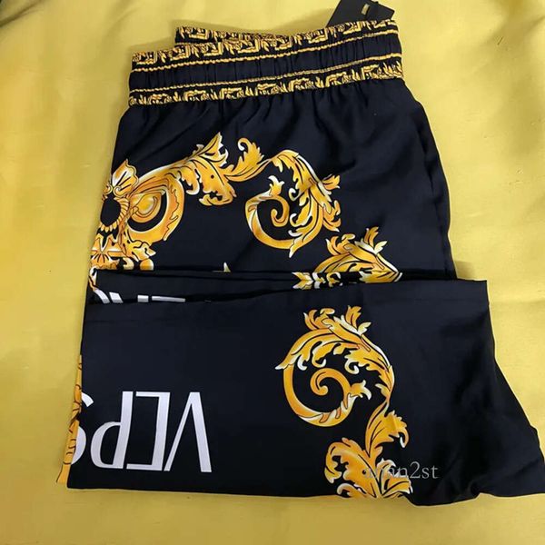 23 designers beach shorts fashion motion pants mens tracksuits casual trousers streets popular streetwear sportswear running gym pants, White;black
23 designers beach shorts fashion motion pants mens tracksuits casual trousers streets popular streetwear sportswear running gym pants, White;black