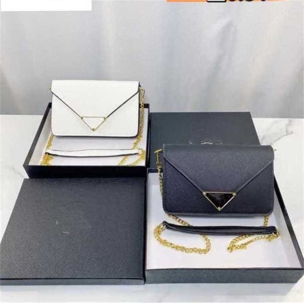 2023 new luxury bags triangle envelope trend chain small square good shoulder messenger
2023 new luxury bags triangle envelope trend chain small square good shoulder messenger