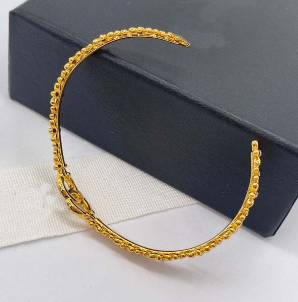 2023 luxury quality charm opened bangle with diamond and flower shape in 18k gold plated have box stamp ps7326b, Golden
2023 luxury quality charm opened bangle with diamond and flower shape in 18k gold plated have box stamp ps7326b, Golden