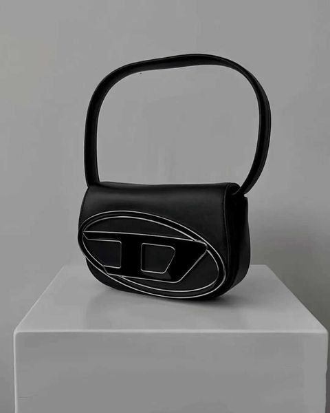 bag 2023 designer design diesels spring/summer portable d underarm women's girl style silver shoulder crossbody 4fxv
bag 2023 designer design diesels spring/summer portable d underarm women's girl style silver shoulder crossbody 4fxv