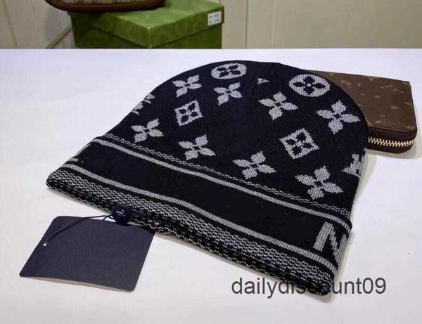 designer brand men's beanie hat women's and winter small fragrance style new warm fashion all-match letter knitted 0063, Blue;gray
designer brand men's beanie hat women's and winter small fragrance style new warm fashion all-match letter knitted 0063, Blue;gray