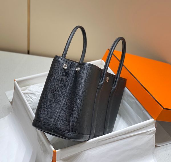 a garden party tote bag 10a hand-held calfskin women's 5h purse commuter designer leather brand shoulder crossbody hanging ziaz
a garden party tote bag 10a hand-held calfskin women's 5h purse commuter designer leather brand shoulder crossbody hanging ziaz