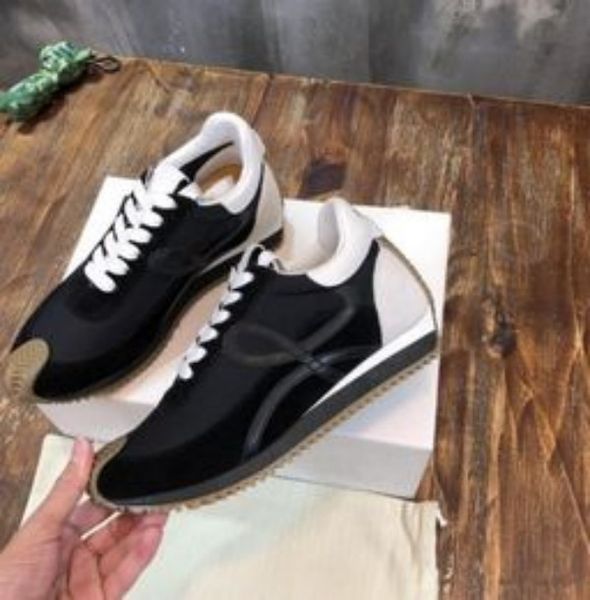 designer flom runner sneaker casual shoes mens womens luxury cool casual sports in nylon suede sneakers lace up soft upper honey rubber wave, Black
designer flom runner sneaker casual shoes mens womens luxury cool casual sports in nylon suede sneakers lace up soft upper honey rubber wave, Black