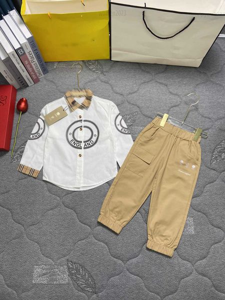 2023 designer baby suits autumn set tracksuits size 100-150 cm 2pcs logo printed patchwork shirt and khaki pants, White
2023 designer baby suits autumn set tracksuits size 100-150 cm 2pcs logo printed patchwork shirt and khaki pants, White