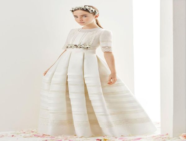 ivory flower girls dresses for weddings half long sleeves lace hand made flower ruffles satin girls pageant dress first communion 1162849, White;blue
ivory flower girls dresses for weddings half long sleeves lace hand made flower ruffles satin girls pageant dress first communion 1162849, White;blue