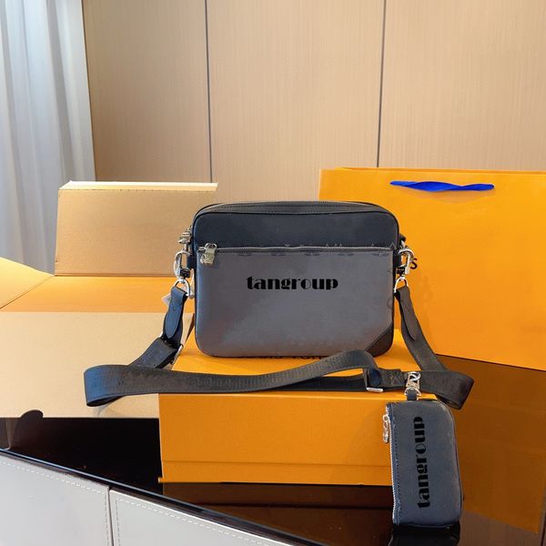 luxurys designers mens shoulder bags man genuine leather briefcases designer handbag bolsas messenger bag wedding dress crossbody bag wallet
luxurys designers mens shoulder bags man genuine leather briefcases designer handbag bolsas messenger bag wedding dress crossbody bag wallet